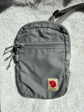 Fjällräven High Coast Pocket Crossbody Bag - Fog